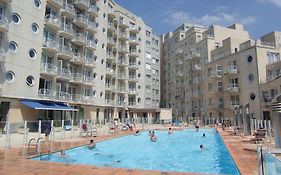 Appartement met zeezicht en verwarmd zwembad